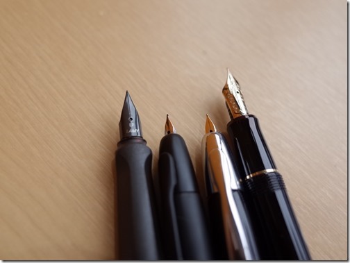 ２つのキャップレス万年筆を比較してみた。[最終値下げ] 野原工芸　欅　新型シャープペンシル。｜いざ！創らん。【廃盤品】三菱 Hi-uni 3051FF 製図用0.5 銀 シャープペンシル。
