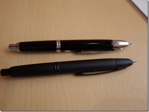 ２つのキャップレス万年筆を比較してみた。シャーボX  TS10　ブラック／ゴールド。｜いざ！創らん。☆超お勧め☆【21金ニブ】セーラー・プロフィット・スタンダード万年筆。